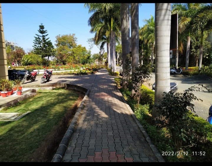 Green Campus Walkway